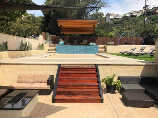 Weatherly Custom Homes
