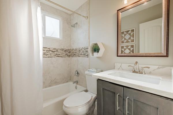 Vickie Sun Realty