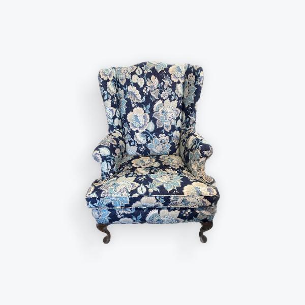 Luna Furniture Upholstery