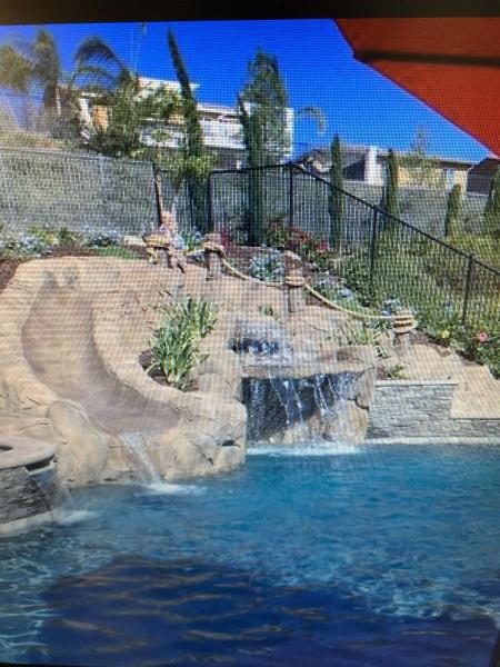 Bella Vista Pools