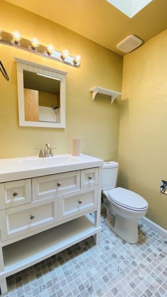 Huskies Remodeling LLC