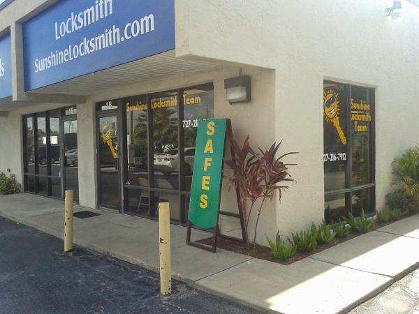 Sunshine Locksmith Team