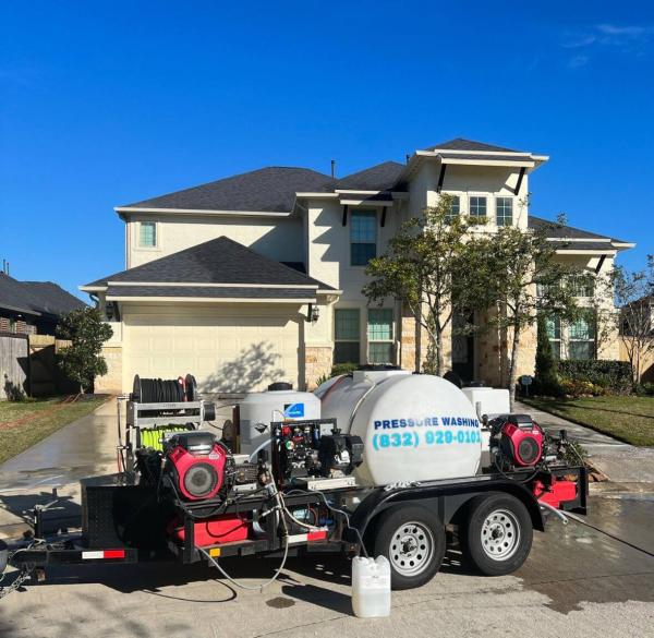 Raz Cleaning LLC