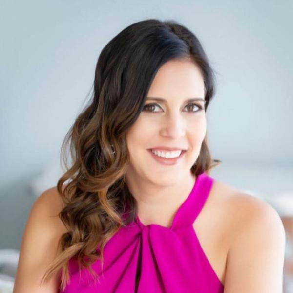 Lara Manrique Realtor