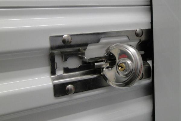 Richmond Hill Lock-n-Store