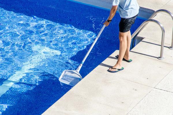 VM Pool Service and Repair