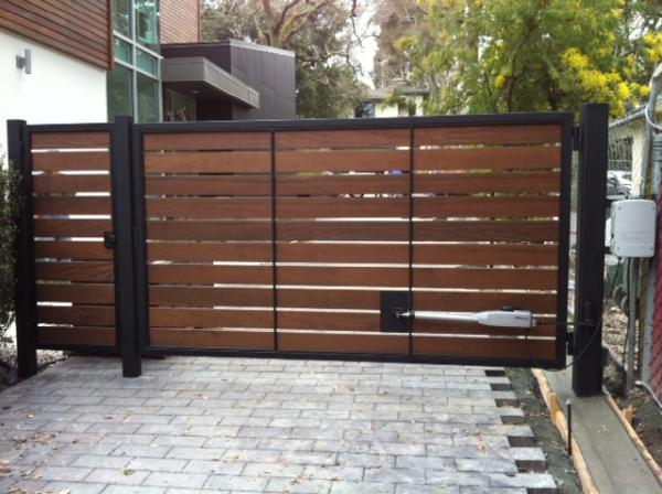 V & M Ornamental Iron Works