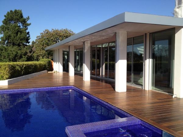 Custom Hardwood Flooring Refinishing Installation