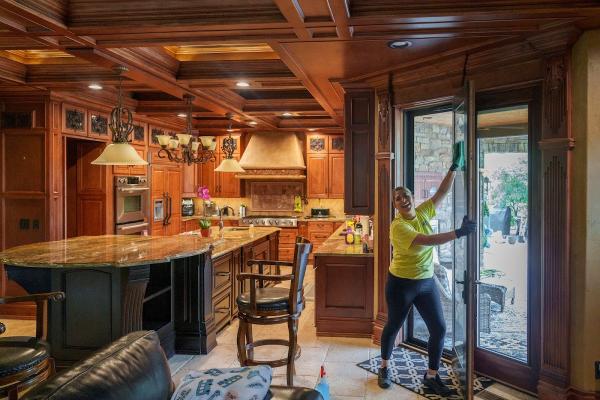 Paragon Commercial & Residential Cleaning