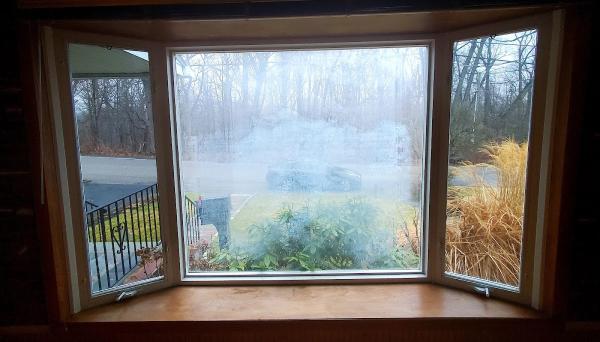 M & R Windows