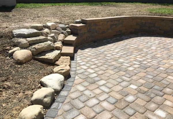 Yanton's Outdoor Living