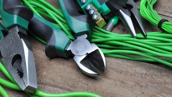 Hawaiian Isle Electric LLC