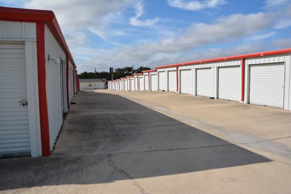 FM 439 Self Storage