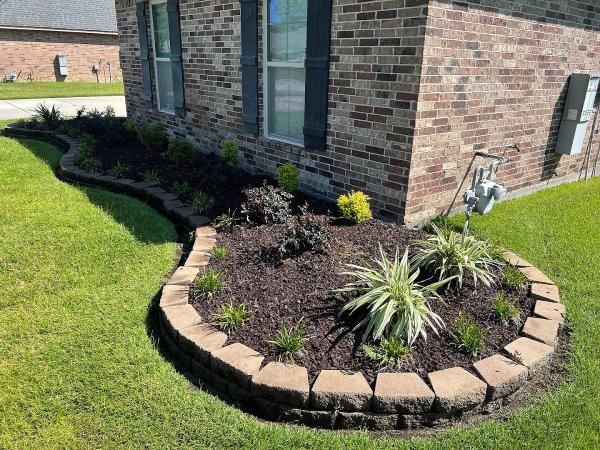 Diamond Lawn Services LLC