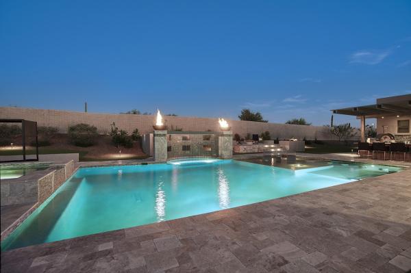 Luxe Outdoor Environments