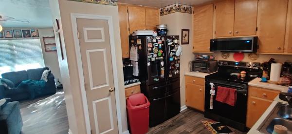 Flintstones Kitchen Cabinets & Countertops