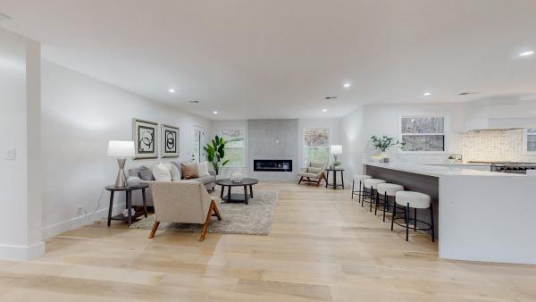 Benchmark Realty -Gabriela Fletcher