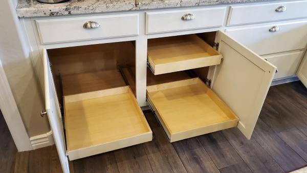 Pull Out Shelves By Shelf Theory