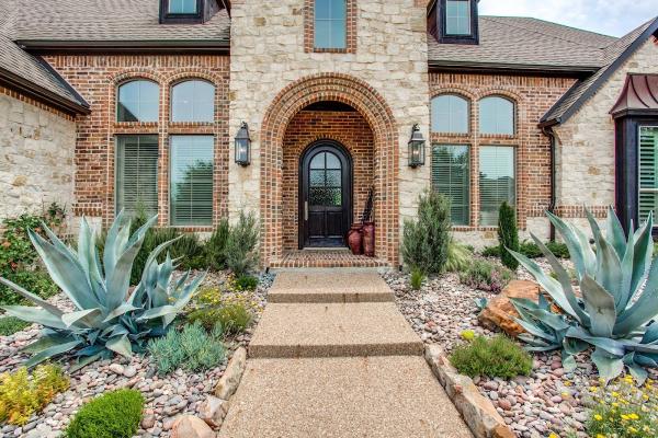 LR Landscaping LLC