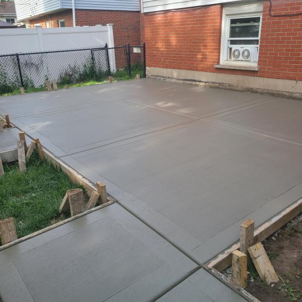 M&M Concrete Contractors