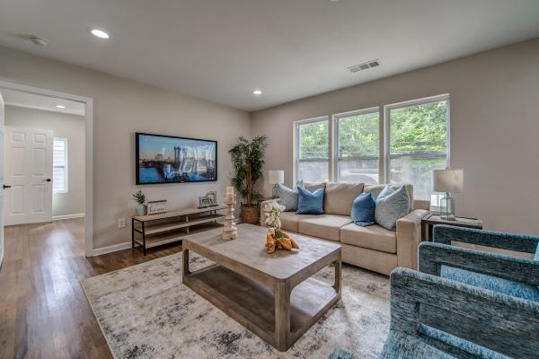 Fruitful Interiors and Staging