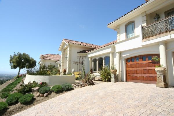 Fernandez Designs & Builders