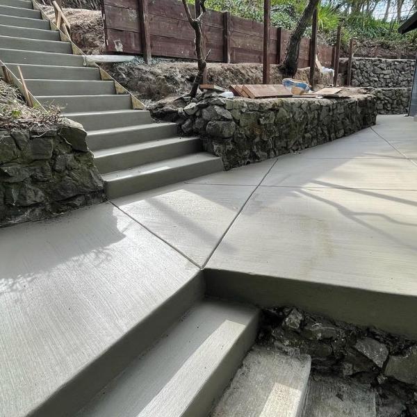 LG Concrete Inc.