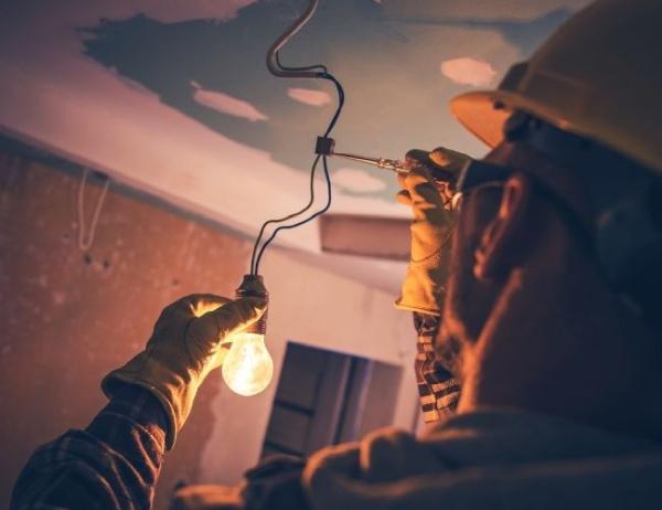The Speedy Electricians