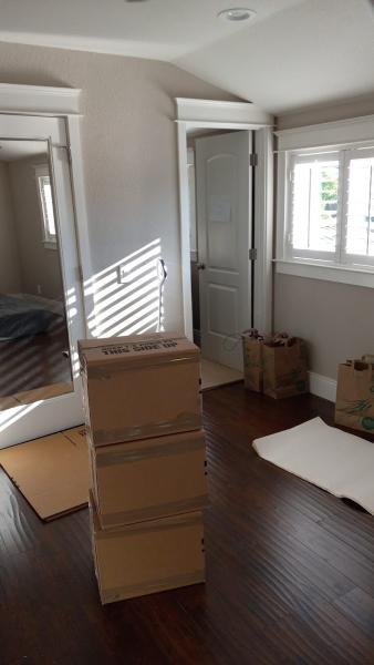 Arnoni Moving Services