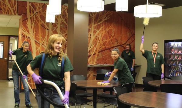 Commercial Cleaning Technicians