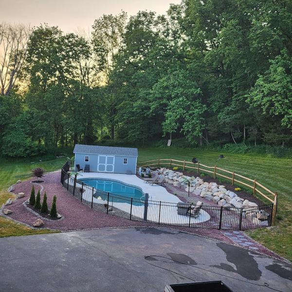 Helios Pools LLC