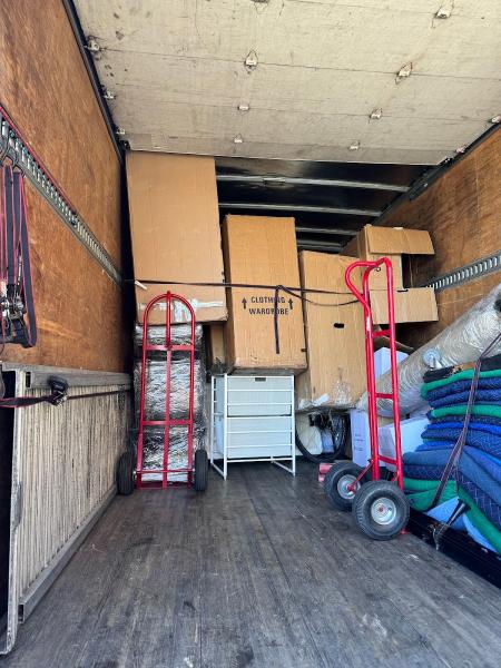 Nice Bay Movers