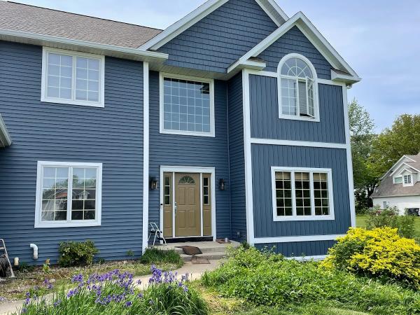 Advantage Roofing & Exteriors
