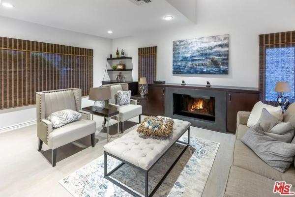 Complete Interior Staging