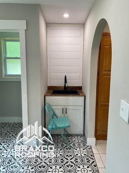 Braxco Roofing and Contracting LLC