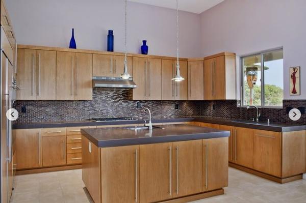 Boyar's Kitchen Cabinets