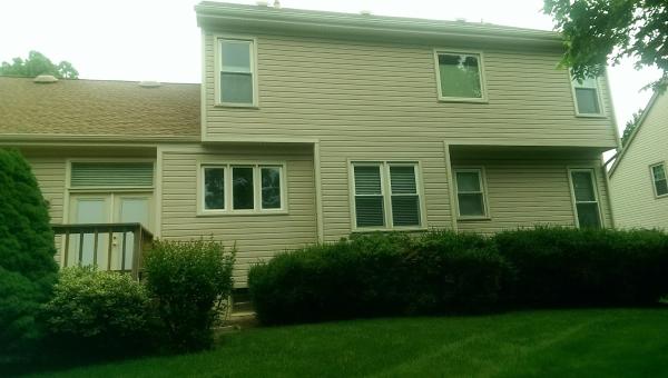 Deluxe Power Washing LLC