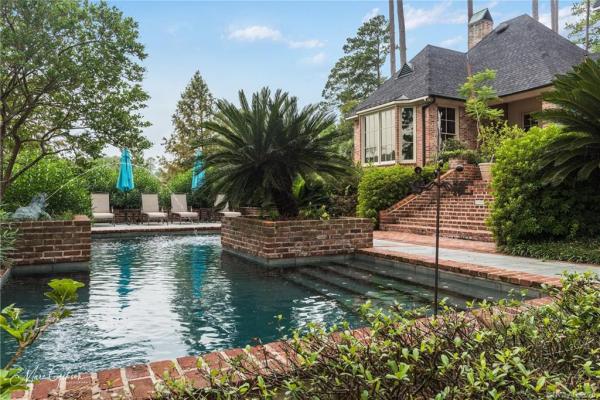Susannah Hodges Real Estate
