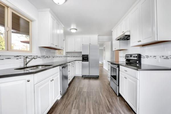 Home Renovations NW LLC