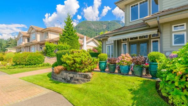 Rinehart's Lawn Care Landscaping & Snow Removal