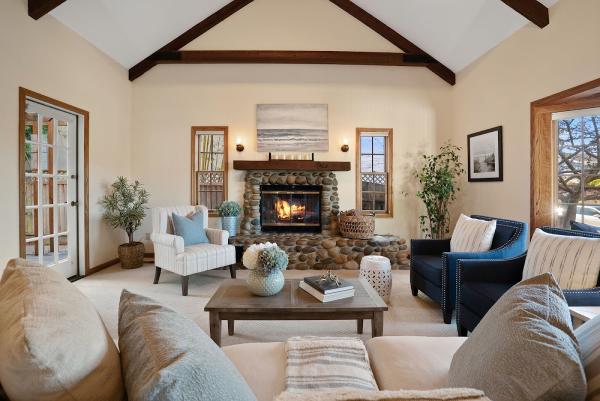 Julie Hansmann-Santa Cruz Beach Home Realtor