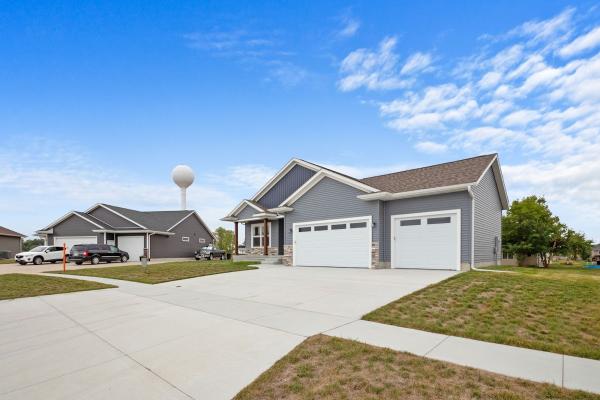 Resolute Custom Homes