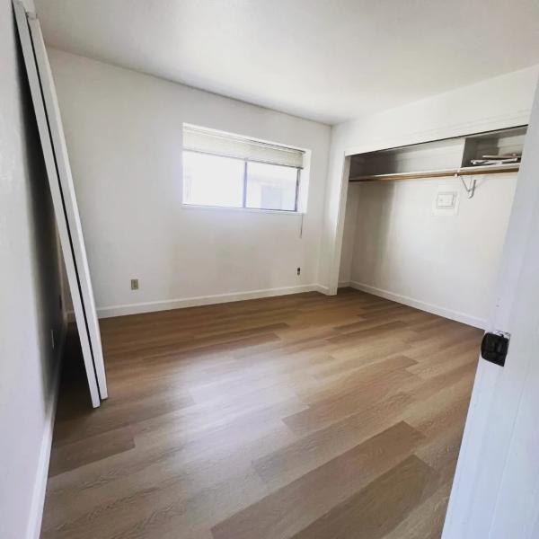 Flores Custom Flooring
