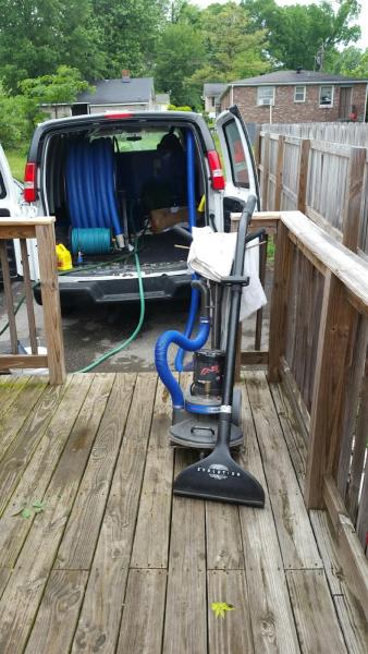 Cyclone Carpet Cleaning and Moving
