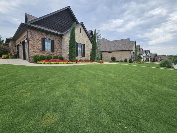 Tus Nua Lawn and Landscape LLC