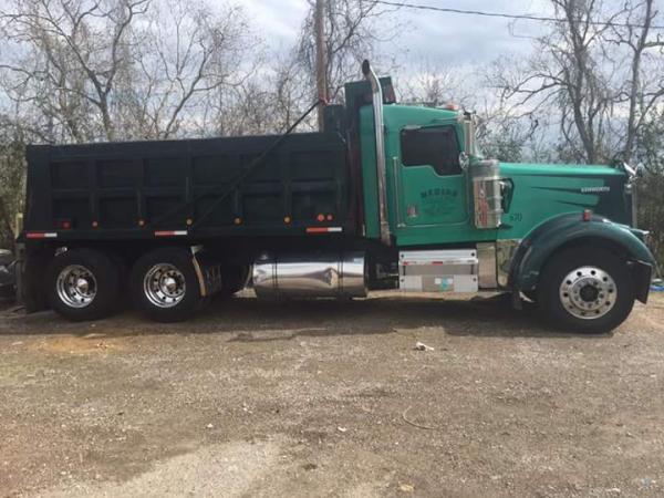 Lara's Trucking Services
