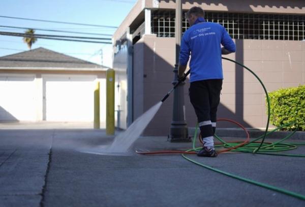 Plumbing the Bay