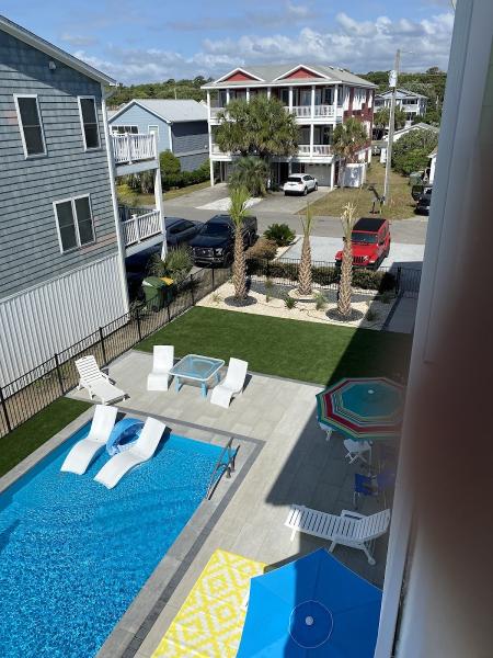 Riverside Pools & Hardscapes