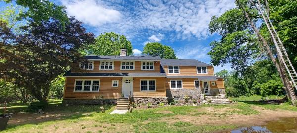 Manoly Remodeling & Roofing Llc