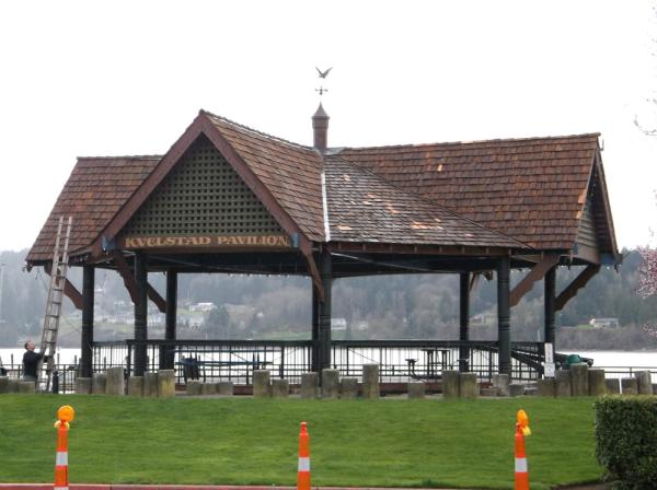 Bird's Eye Roof and Exterior Cleaning
